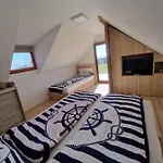 Luxury Reed House Villa *