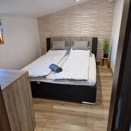 Βίλα Luxury Reed House *